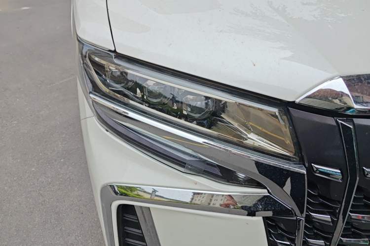 Used Toyota Alphard 2018 3.5L Prestige Edition Right Front Headlight