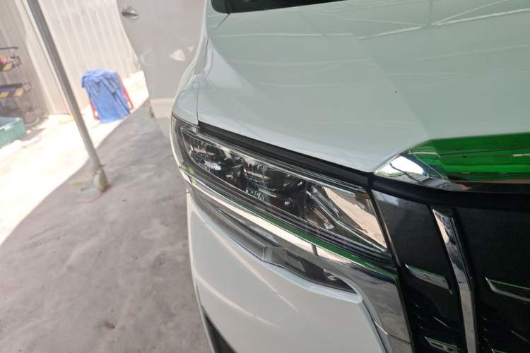 Used Toyota Alphard 2018 Revised Version 3.5L Premium Edition Right Front Headlight