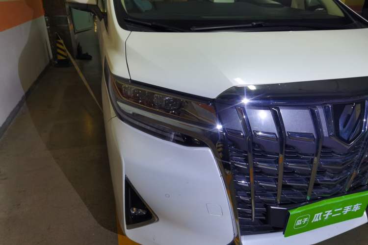 Used Toyota Alphard 2018 Revised Version 3.5L Premium Edition Right Front Headlight