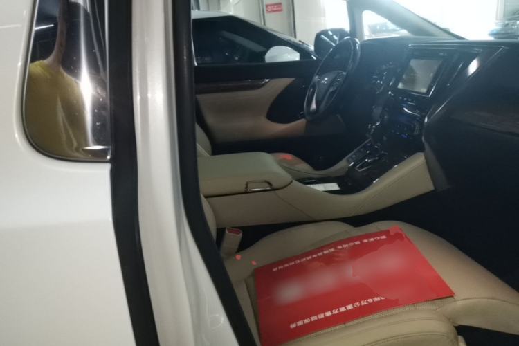 Used Toyota Alphard 2018 3.5L Prestige Edition Right Front Seat