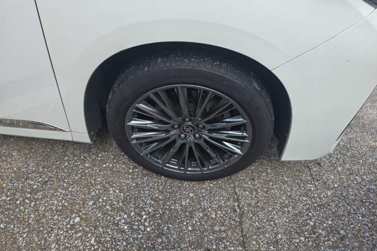 Used Toyota Alphard 2018 Revised Version 3.5L Luxury Edition Right Front Wheel Hub