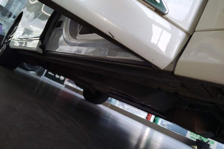 Used Toyota Alphard 2018 Revised Version 3.5L Premium Edition Right Side Sill