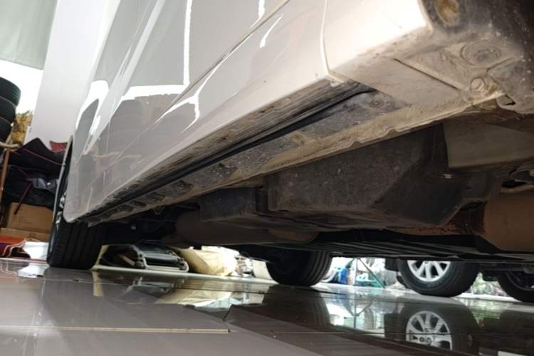 Used Toyota Alphard 2018 Revised Version 3.5L Premium Edition Right Side Sill