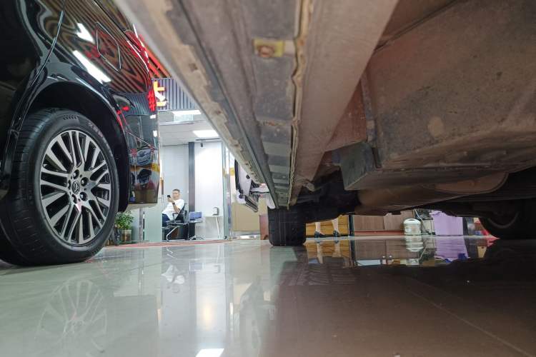 Used Toyota Alphard 2018 3.5L Prestige Edition Right Side Sill