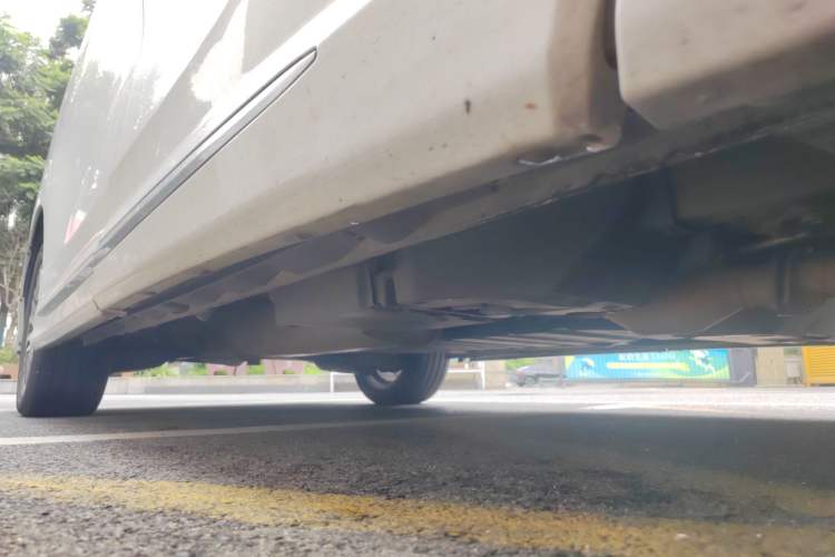Used Toyota Alphard 2018 3.5L Luxury Edition Right Side Sill
