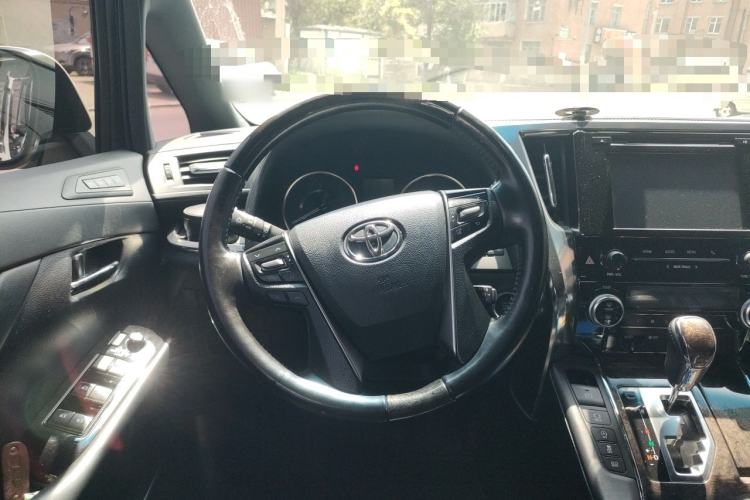 Used Toyota Alphard 2018 Revised Version 3.5L Premium Edition Steering Wheel
