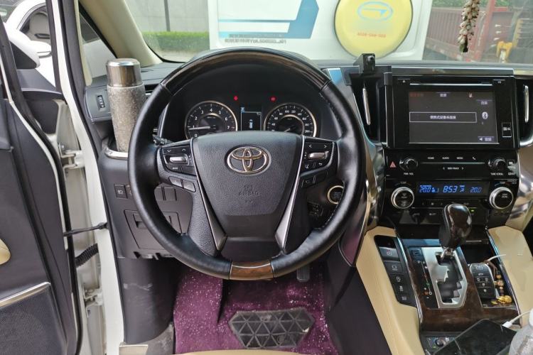 Used Toyota Alphard 2018 Revised Version 3.5L Luxury Edition Steering Wheel
