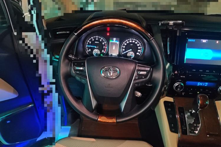 Used Toyota Alphard 2018 3.5L Prestige Edition Steering Wheel