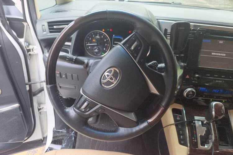 Used Toyota Alphard 2018 Revised Version 3.5L Luxury Edition Steering Wheel