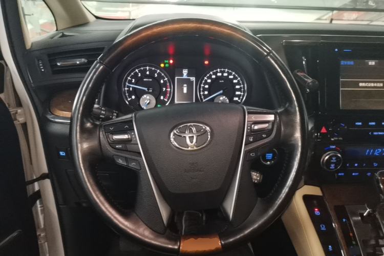 Used Toyota Alphard 2018 3.5L Prestige Edition Steering Wheel