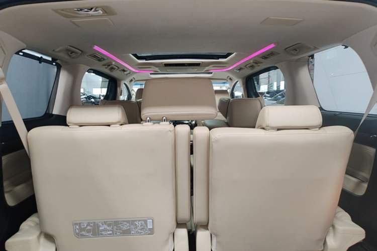 Used Toyota Alphard 2018 Revised Version 3.5L Luxury Edition Trunk
