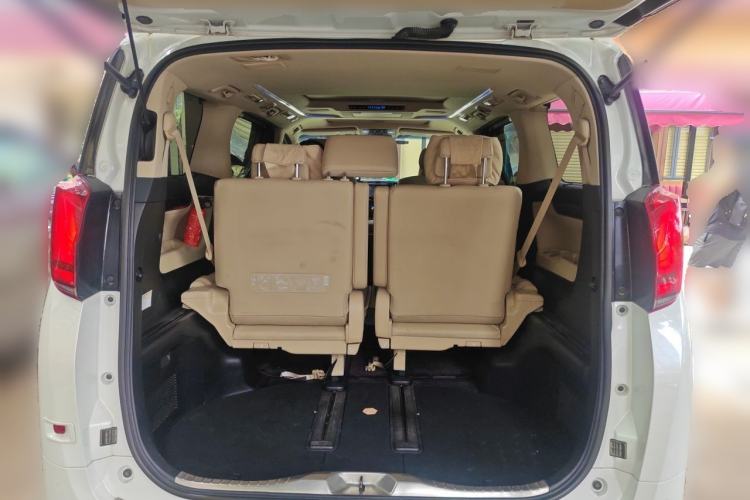 Used Toyota Alphard 2018 Revised Version 3.5L Luxury Edition Trunk