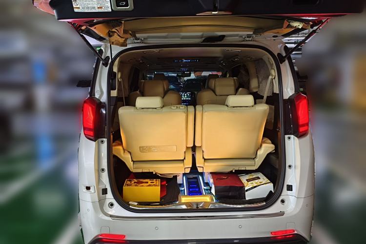 Used Toyota Alphard 2018 Revised Version 3.5L Premium Edition Trunk