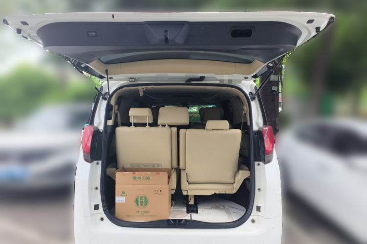 Used Toyota Alphard 2018 3.5L Luxury Edition Trunk