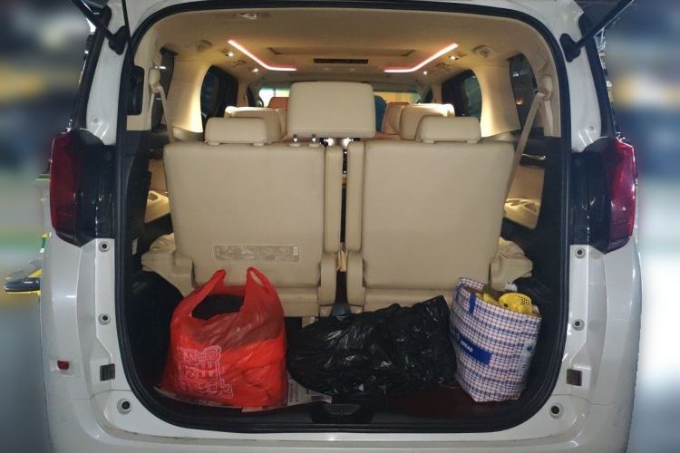 Used Toyota Alphard 2018 Revised Version 3.5L Luxury Edition Trunk