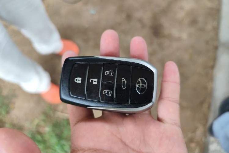 Used Toyota Alphard 2018 3.5L Prestige Edition Vehicle Key
