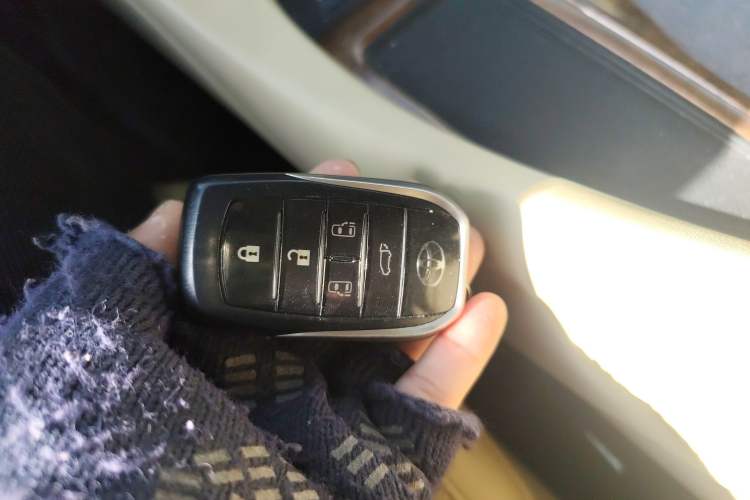 Used Toyota Alphard 2018 3.5L Luxury Edition Vehicle Key