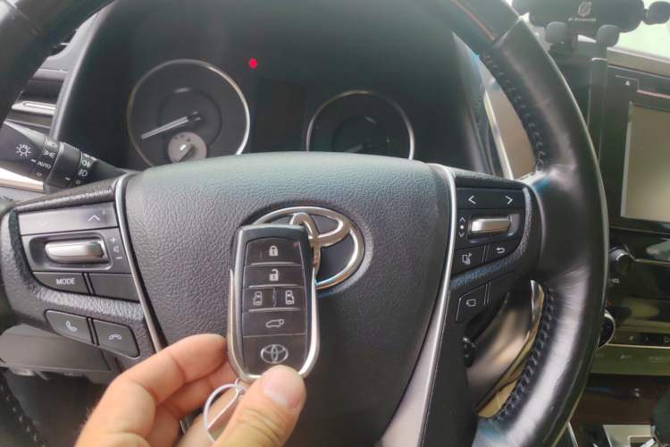 Used Toyota Alphard 2018 3.5L Luxury Edition Vehicle Key