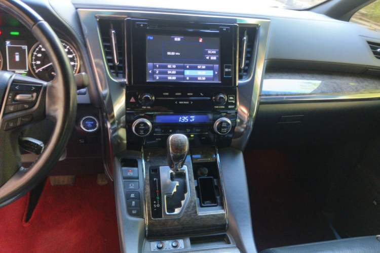 Used Toyota Alphard 2019 Dual-Engine 2.5L Prestige Edition Audio And AC Panel