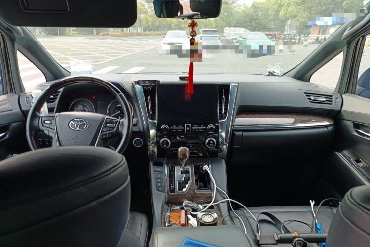 Used Toyota Alphard 2019 Dual-Engine 2.5L Prestige Edition Center Console