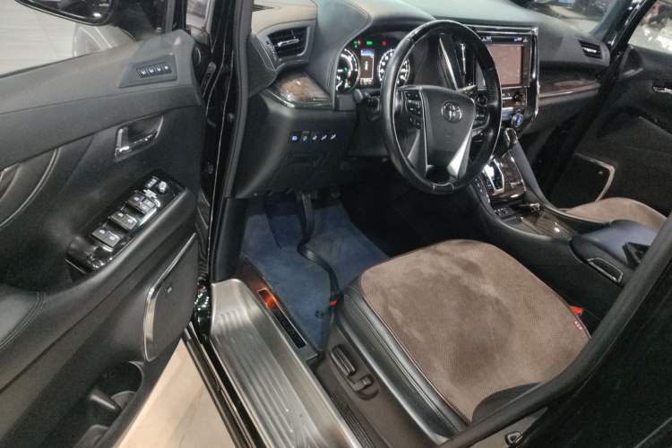 Used Toyota Alphard 2019 Dual-Engine 2.5L Prestige Edition Driver Seat