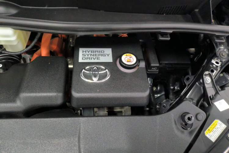Used Toyota Alphard 2019 Dual-Engine 2.5L Prestige Edition Engine Bay Left