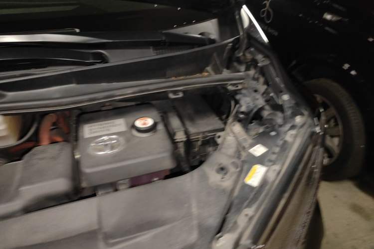 Used Toyota Alphard 2019 Dual-Engine 2.5L Prestige Edition Engine Bay Left