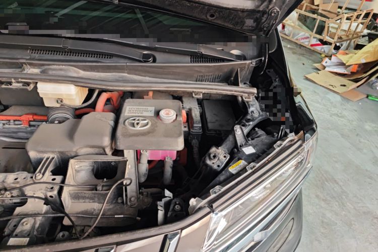 Used Toyota Alphard 2019 Dual-Engine 2.5L Luxury Edition Engine Bay Left