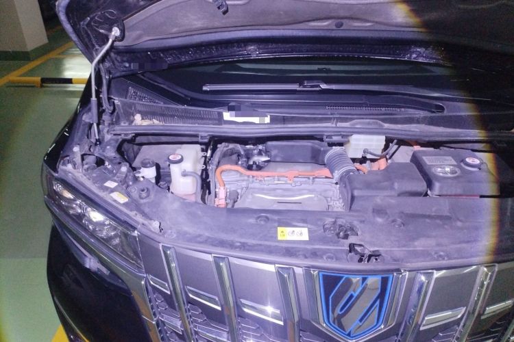 Used Toyota Alphard 2019 Dual-Engine 2.5L Luxury Edition Engine Bay Right