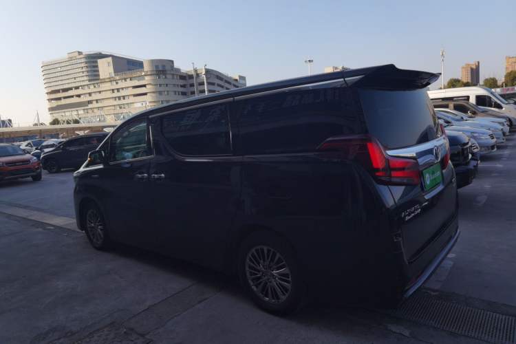 Used Toyota Alphard 2019 Dual-Engine 2.5L Prestige Edition Exterior 3