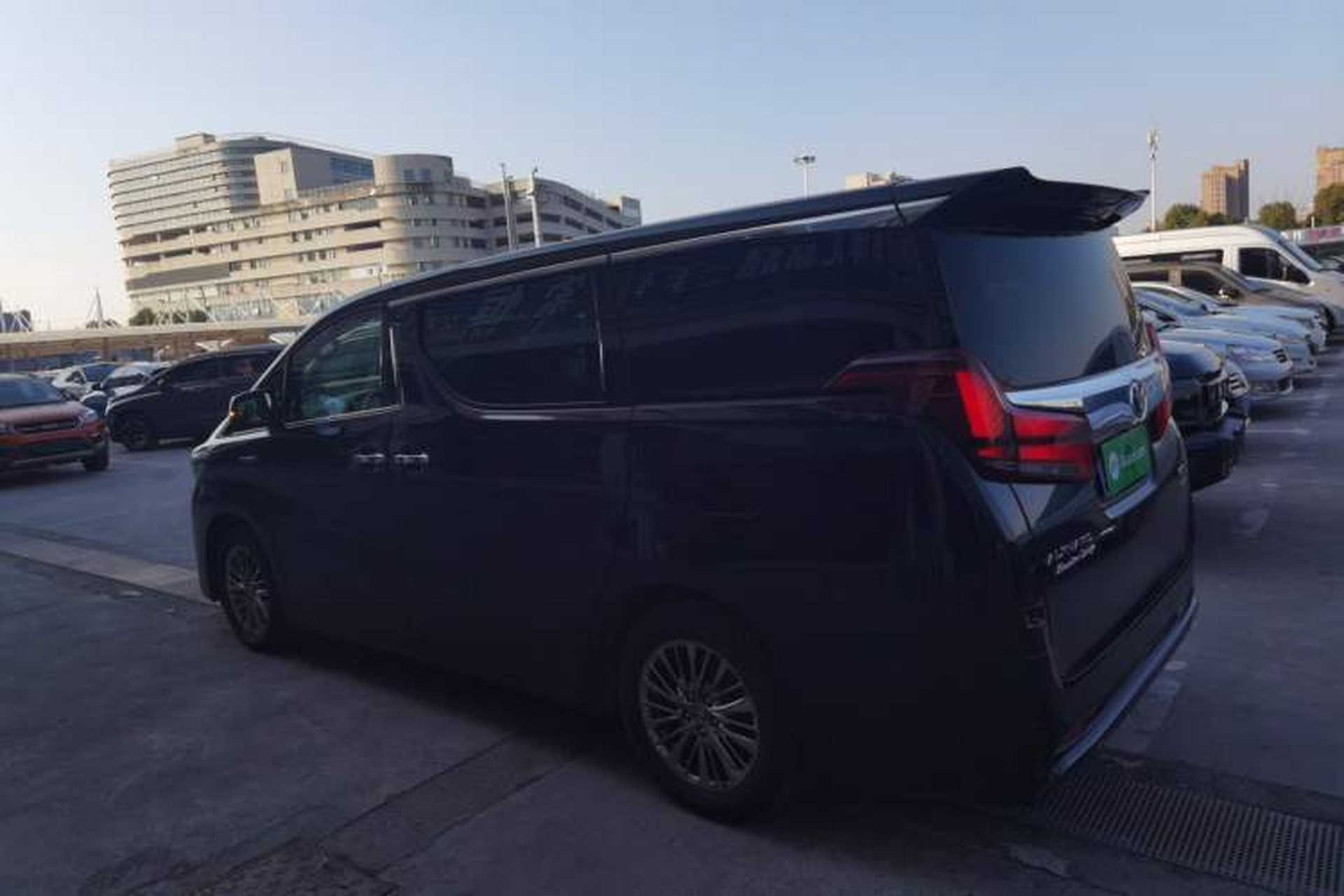 Used Toyota Alphard 2019 Dual-Engine 2.5L Prestige Edition Exterior 3