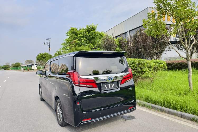 Used Toyota Alphard 2019 Dual-Engine 2.5L Luxury Edition Exterior 3