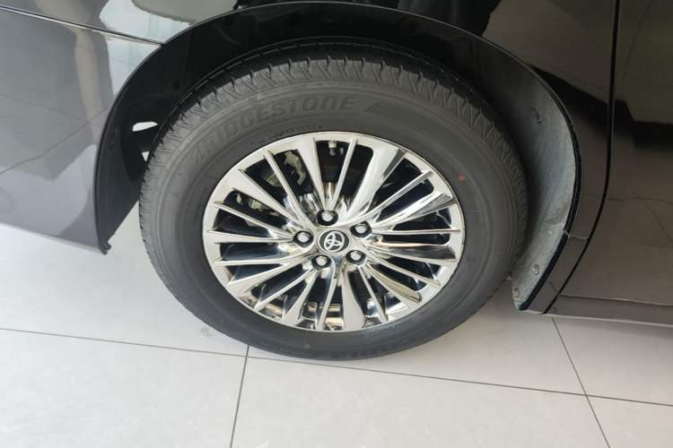 Used Toyota Alphard 2019 Dual-Engine 2.5L Luxury Edition Exterior 5