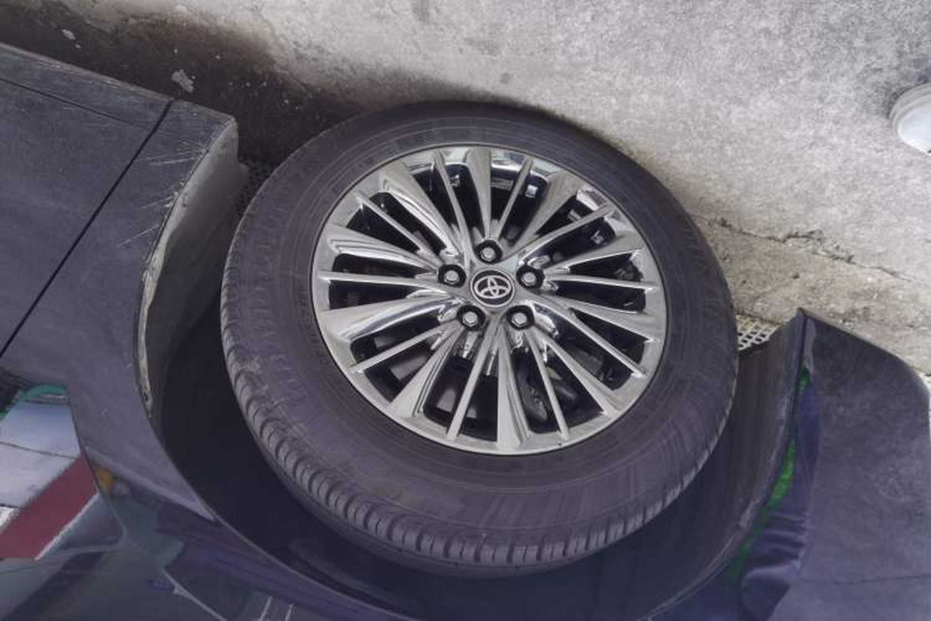 Used Toyota Alphard 2019 Dual-Engine 2.5L Prestige Edition Exterior 7