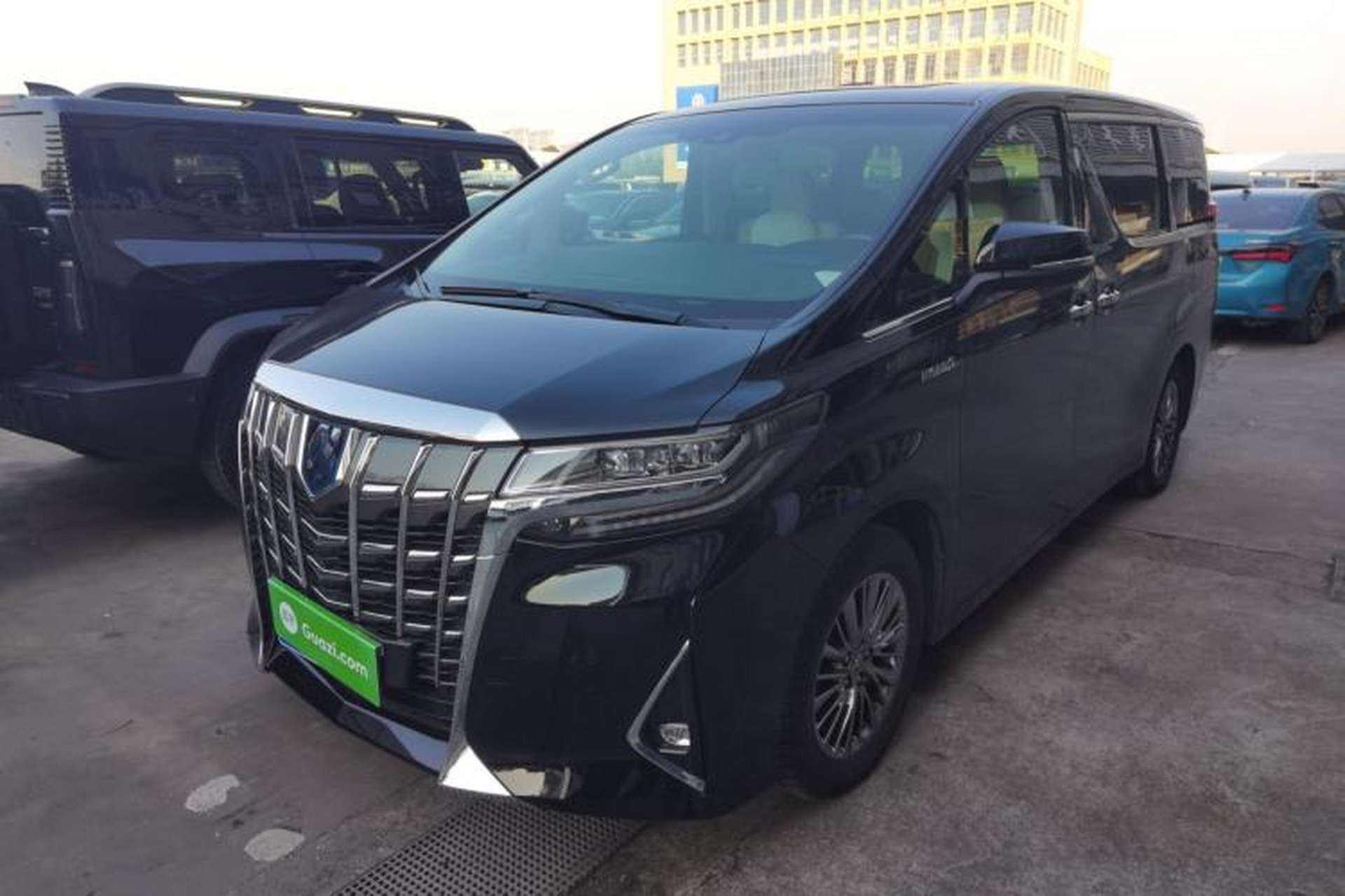Used Toyota Alphard 2019 Dual-Engine 2.5L Prestige Edition Front Left 45 Deg