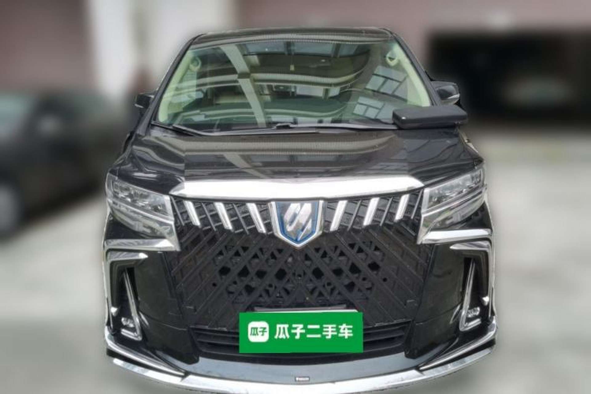 Used Toyota Alphard 2019 Dual-Engine 2.5L Luxury Edition Front