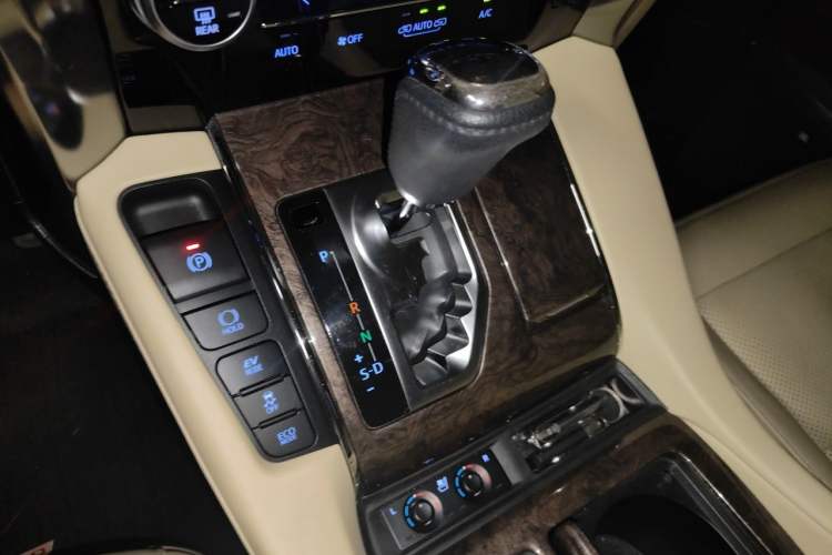 Used Toyota Alphard 2019 Dual-Engine 2.5L Prestige Edition Gear Lever