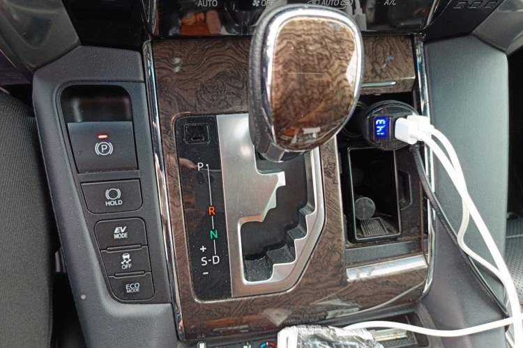 Used Toyota Alphard 2019 Dual-Engine 2.5L Prestige Edition Gear Lever