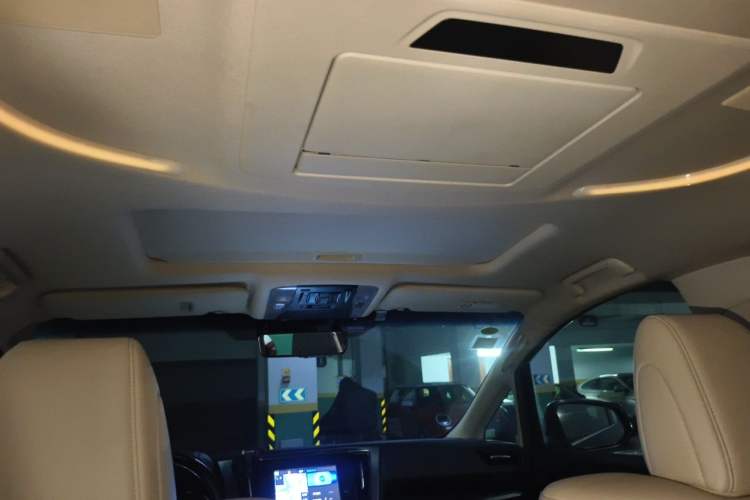 Used Toyota Alphard 2019 Dual-Engine 2.5L Luxury Edition Headliner
