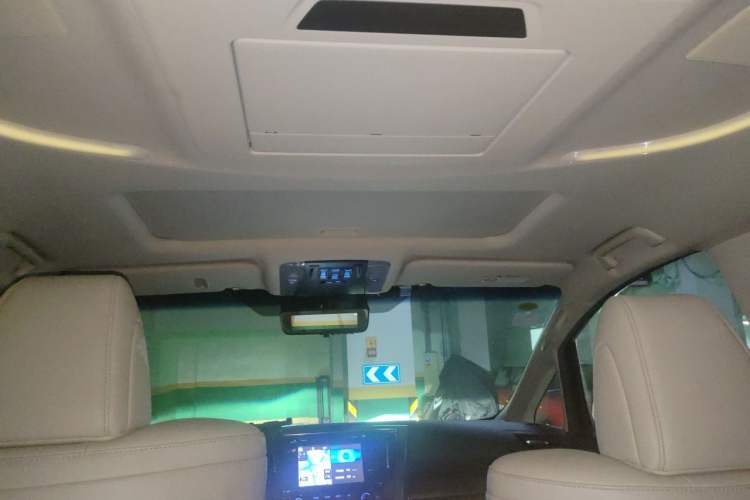 Used Toyota Alphard 2019 Dual-Engine 2.5L Luxury Edition Headliner
