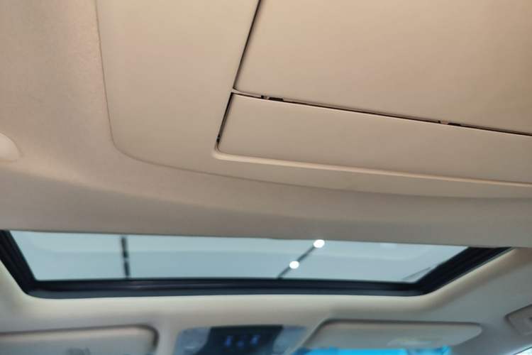 Used Toyota Alphard 2019 Dual-Engine 2.5L Luxury Edition Headliner