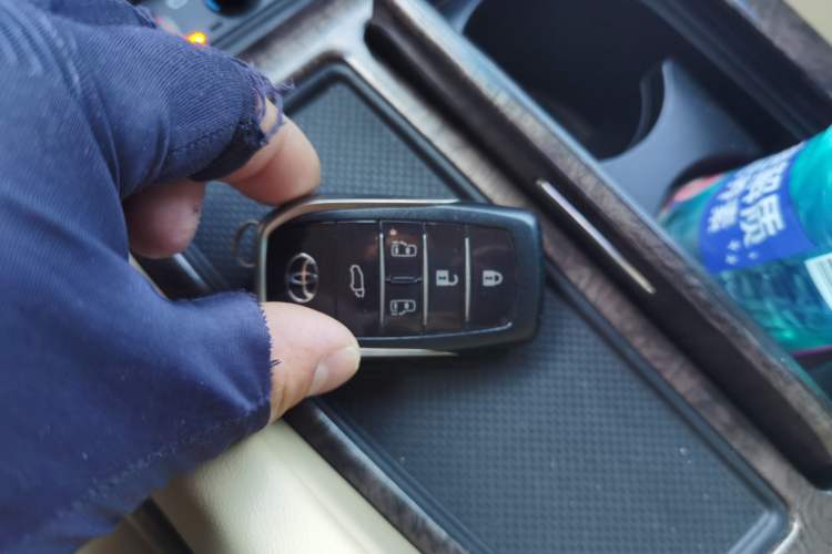 Used Toyota Alphard 2019 Dual-Engine 2.5L Prestige Edition Interior 1