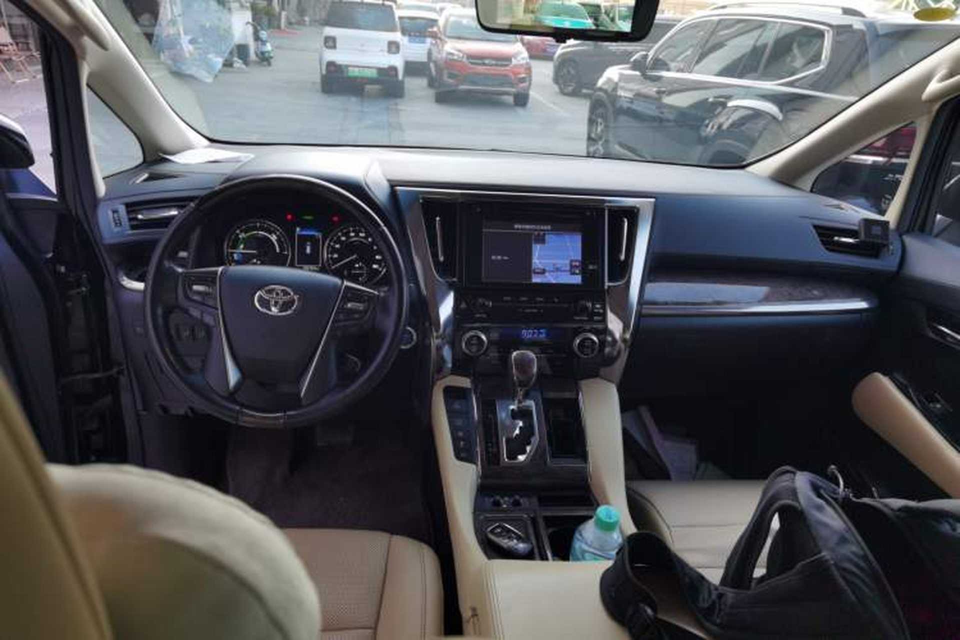 Used Toyota Alphard 2019 Dual-Engine 2.5L Prestige Edition Interior 2