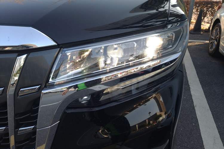 Used Toyota Alphard 2019 Dual-Engine 2.5L Luxury Edition Left Front Headlight
