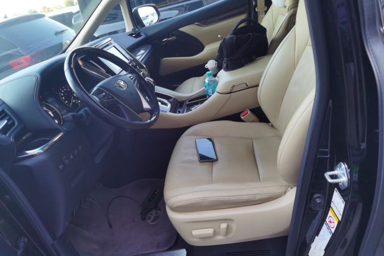 Used Toyota Alphard 2019 Dual-Engine 2.5L Prestige Edition Left Front Seat