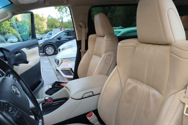 Used Toyota Alphard 2019 Dual-Engine 2.5L Prestige Edition Left Front Seat