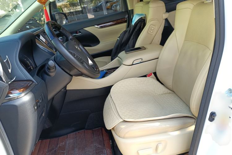Used Toyota Alphard 2019 Dual-Engine 2.5L Luxury Edition Left Front Seat
