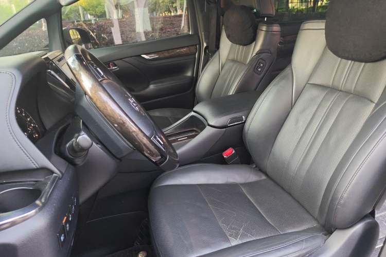 Used Toyota Alphard 2019 Dual-Engine 2.5L Prestige Edition Left Front Seat
