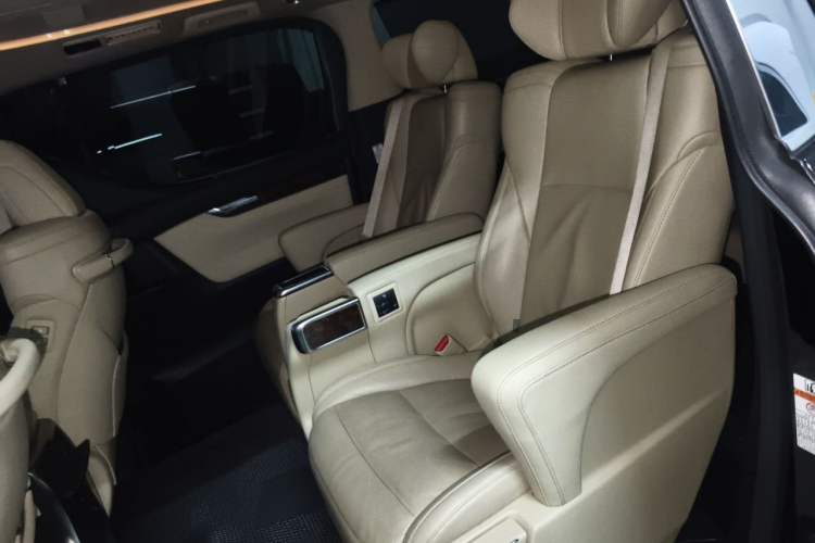Used Toyota Alphard 2019 Dual-Engine 2.5L Luxury Edition Left Rear Seat