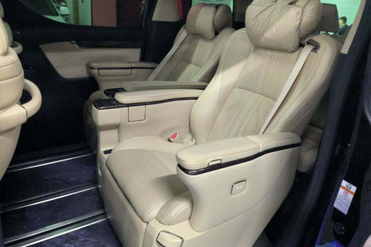 Used Toyota Alphard 2019 Dual-Engine 2.5L Prestige Edition Left Rear Seat